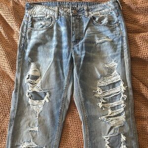 American Eagle girlfriend jeans new w/o tags